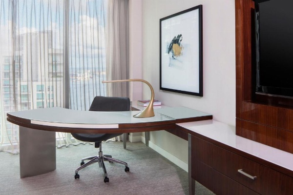 JW Marriott Marquis Miami image 12